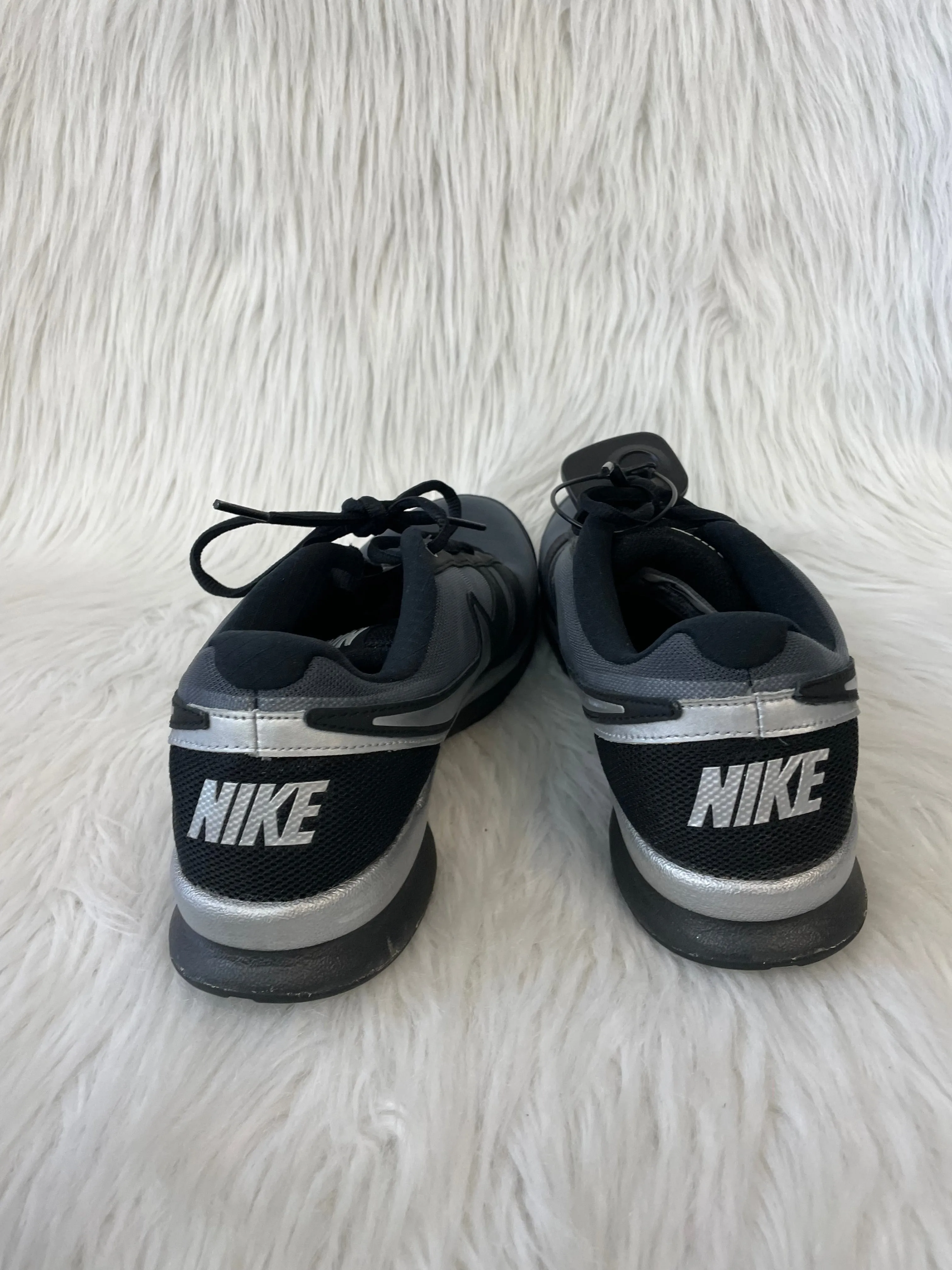 Black Shoes Athletic Nike, Size 10