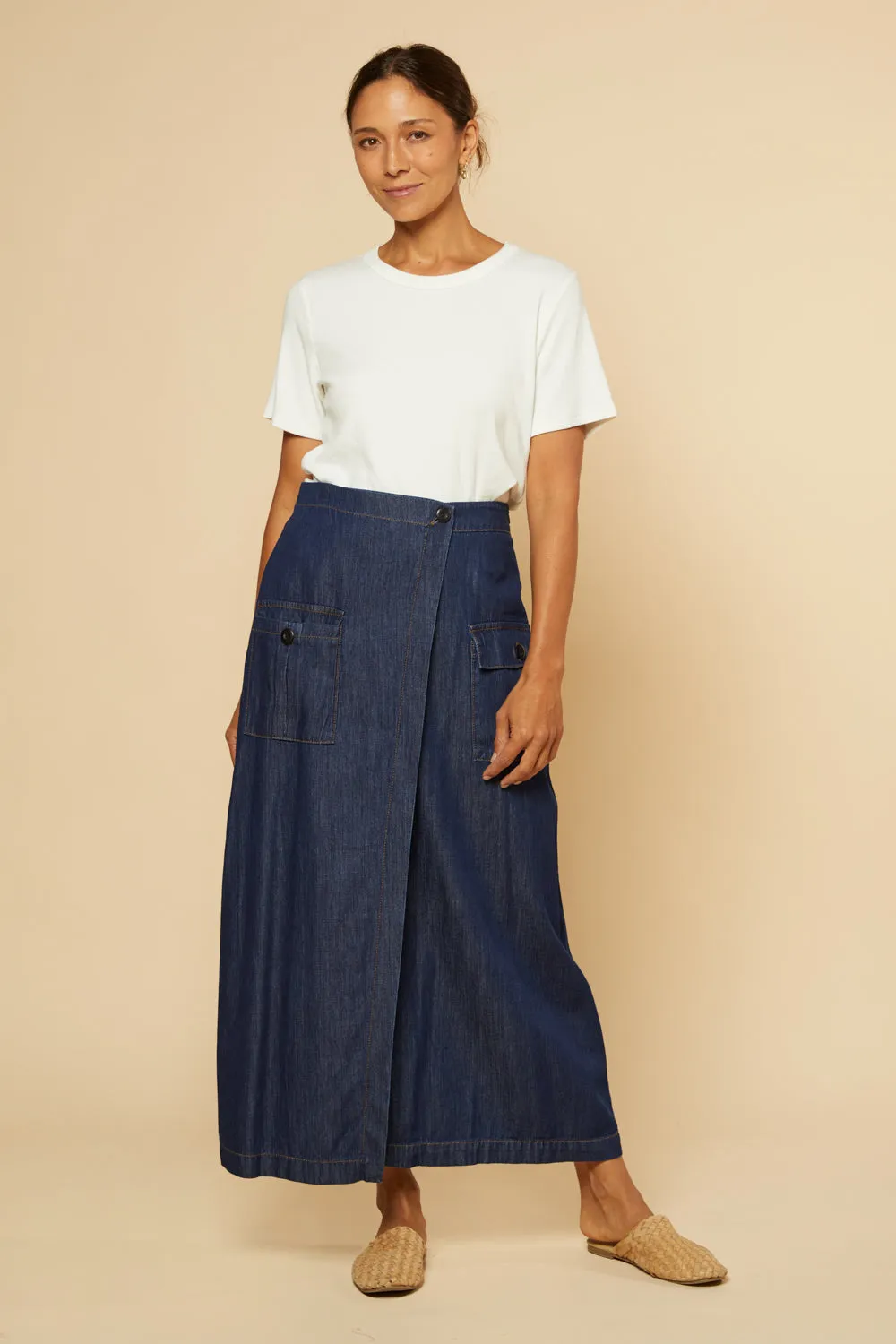 Charley Pocket Skirt in Dark Wash