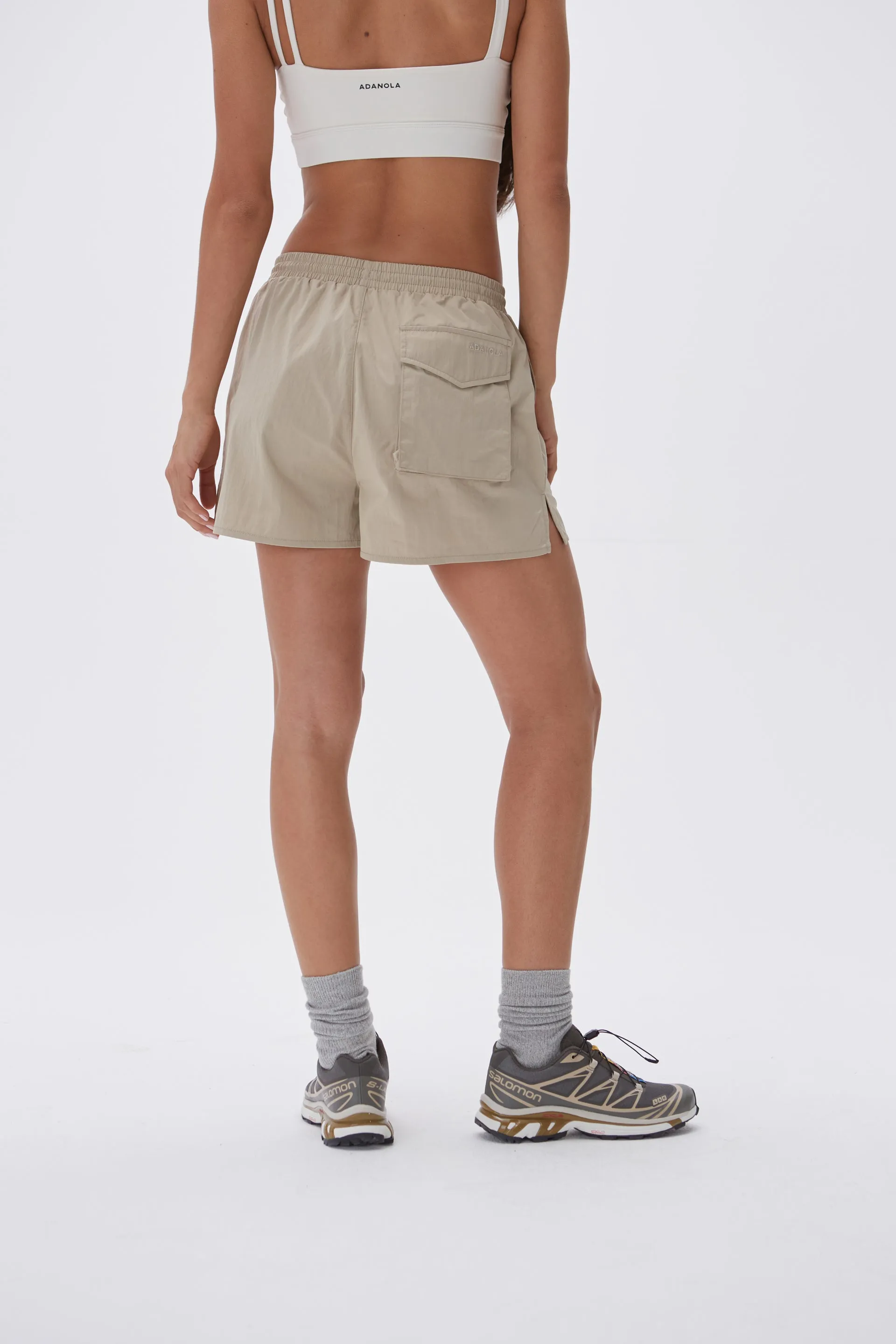 Loose Pocket Shorts - Beige