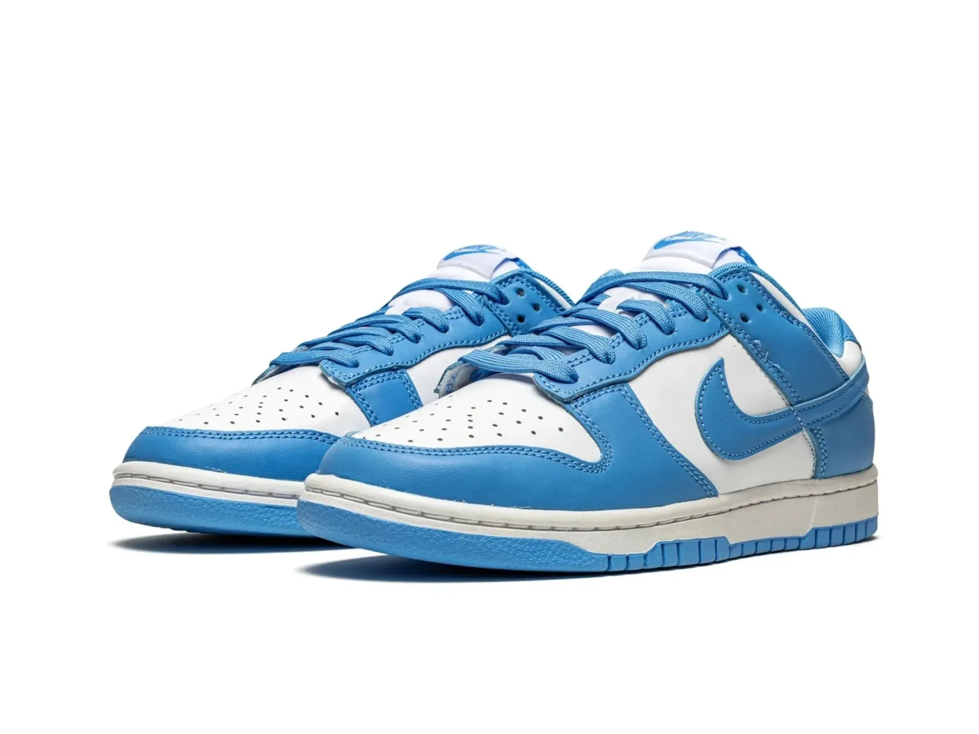 Nike Dunk Low "UNC"