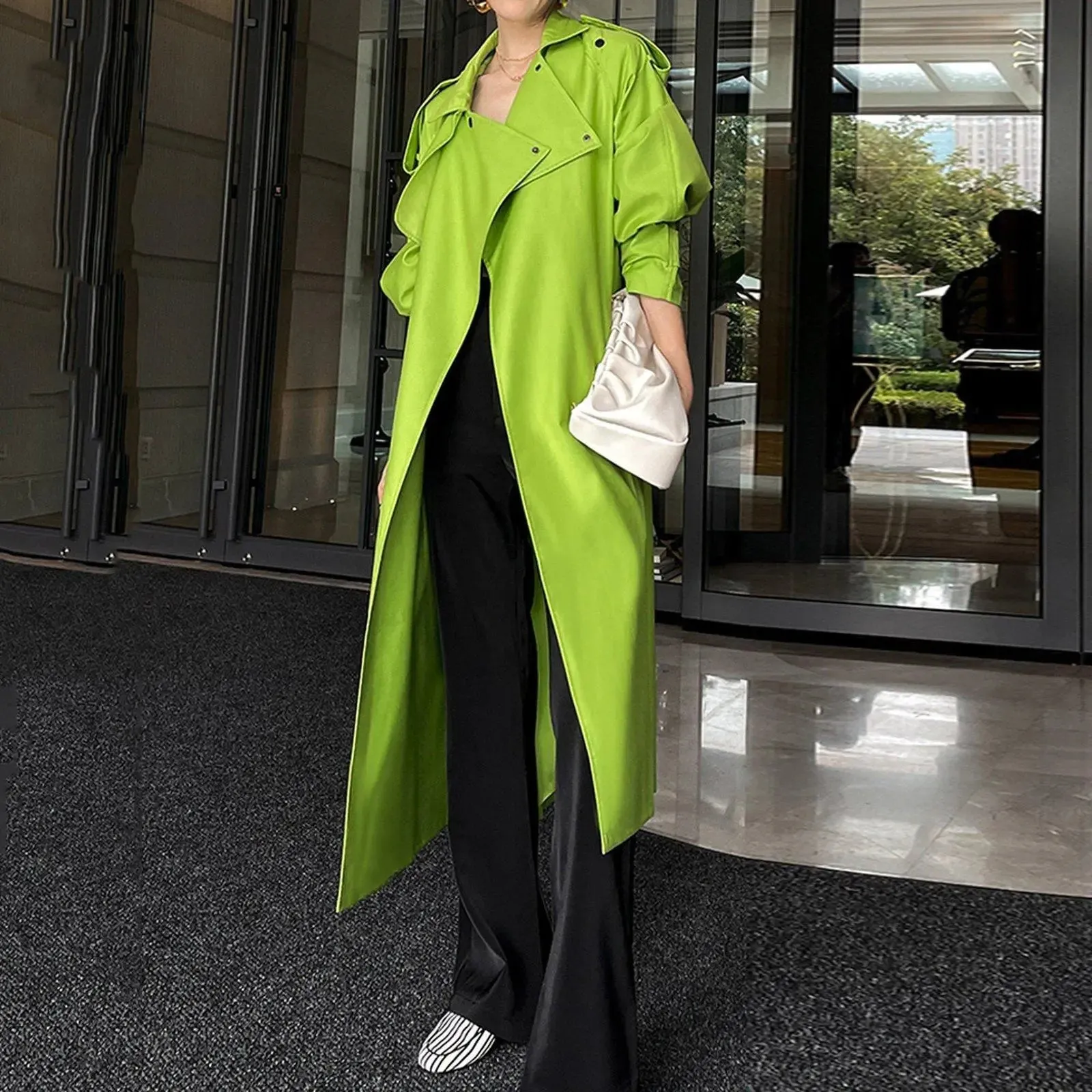 Women Green Trench Coat,Epaulet long windbreaker,Fall coat,Belt Trench coat,Duster Coat,Oversize Trench Coat,Autumn winter Coat,Vivian7 T106